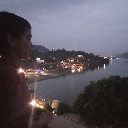 Gautam Garden Guest House ポカラ エクステリア 写真