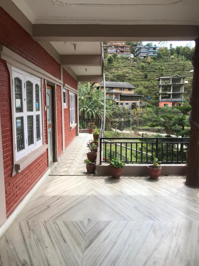 Gautam Garden Guest House ポカラ エクステリア 写真